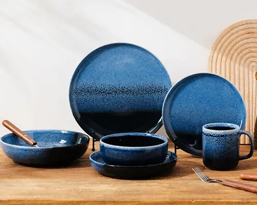 Di ruang kecil ini, kelembutan masa kabur