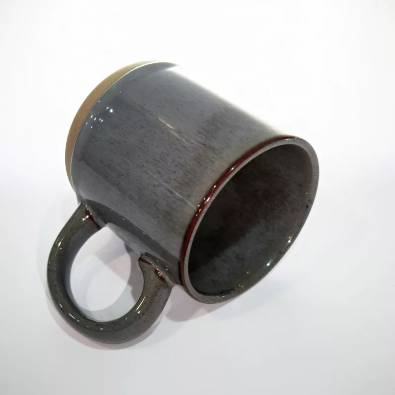 Mug Kelabu Perjalanan Seramik Moden yang Mudah