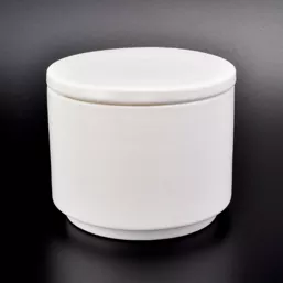 Pemegang lilin seramik tradisional